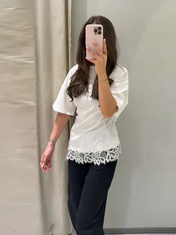 Lace Patchwork Short-sleeved T-shirt Women Solid Casual Round Neck Loose Thin Tops 2026 New Summer Lady Daily Commute Pullover
Lace Patchwork Short-sleeved T-shirt Women Solid Casual Round Neck Loose Thin Tops 2026 New Summer Lady Daily Commute Pullover