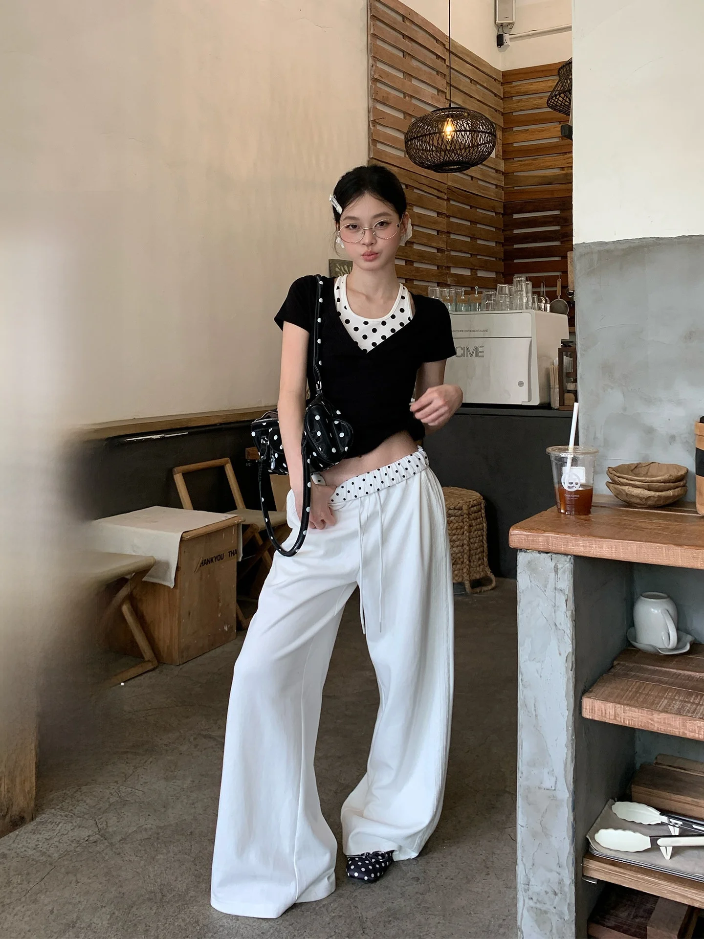 White Wide Leg Pants Women's Loose Casual Thin Summer Korean Style High Waist Straight Leg Pants Dotted Pattern Long Pants
White Wide Leg Pants Women's Loose Casual Thin Summer Korean Style High Waist Straight Leg Pants Dotted Pattern Long Pants
