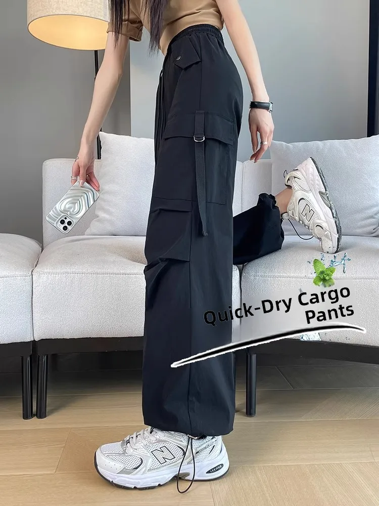 High Waist Ice Silk Wide Leg Pants Summer Thin Climbing Trousers for Women Casual Loose Fit Trousers Korean Style Commute
High Waist Ice Silk Wide Leg Pants Summer Thin Climbing Trousers for Women Casual Loose Fit Trousers Korean Style Commute