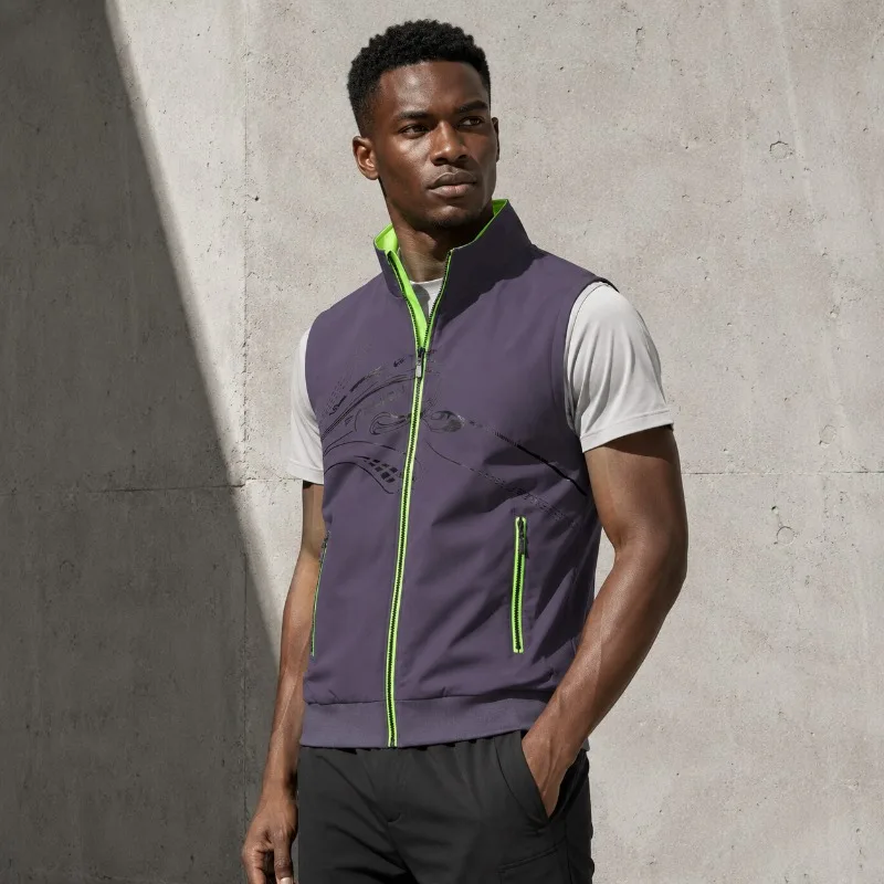 Men's Lightweight Feel Vest Sleeveless Zip Up Jacket Stand Collar Zipper Pockets Summer Outdoor Streetwear Top
Men's Lightweight Feel Vest Sleeveless Zip Up Jacket Stand Collar Zipper Pockets Summer Outdoor Streetwear Top