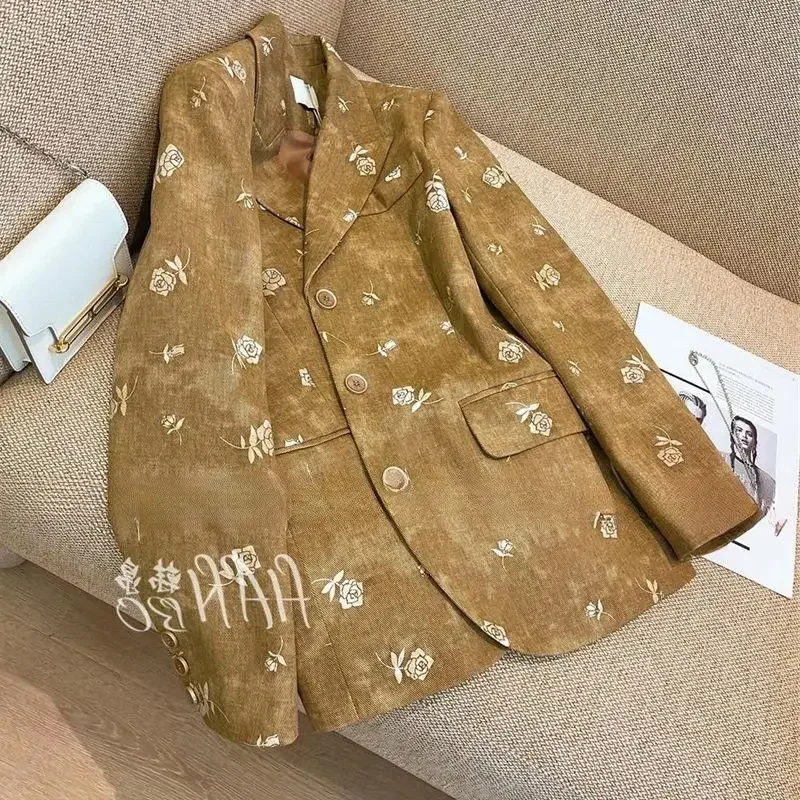 Fashion Rose Print Suit Jacket Women 2025 New Spring Khaki Tie Dye Female Coat Cardigan Vintage Loose Tops
Fashion Rose Print Suit Jacket Women 2025 New Spring Khaki Tie Dye Female Coat Cardigan Vintage Loose Tops