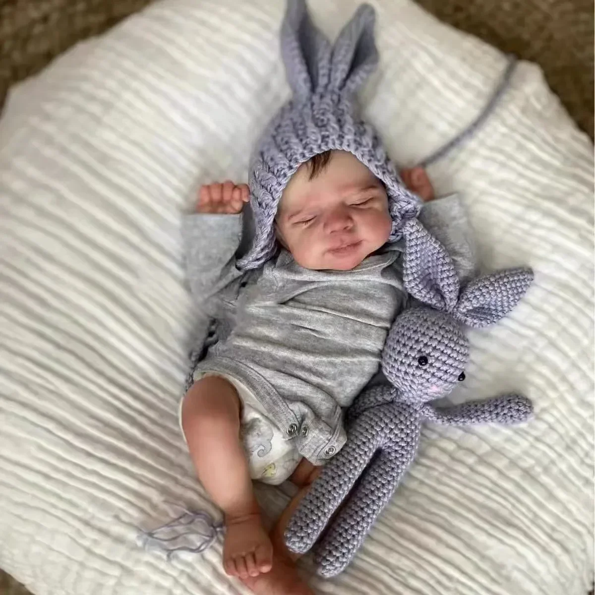 19inch Pascale Soft Full Vinyl Girl Body Lifelike Reborn Baby Doll Multiple Layers Painting 3D Skin with Hand-Rooted Hair
19inch Pascale Soft Full Vinyl Girl Body Lifelike Reborn Baby Doll Multiple Layers Painting 3D Skin with Hand-Rooted Hair