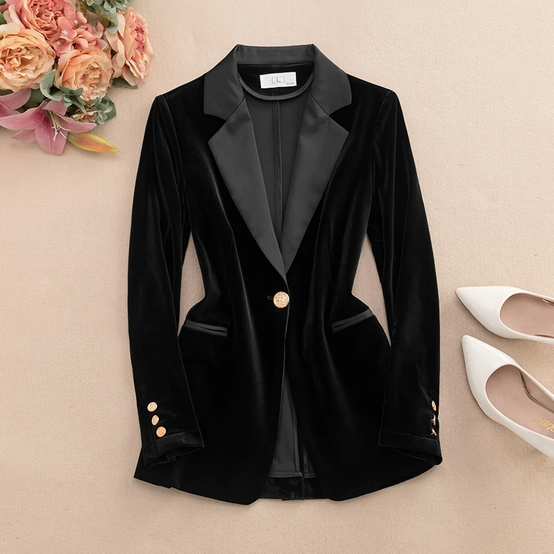 Элитный бархатный костюм для женщин: укороченный пиджак и брюки в деловом стиле, комплект из двух предметов
Элитный бархатный костюм для женщин: укороченный пиджак и брюки в деловом стиле, комплект из двух предметов