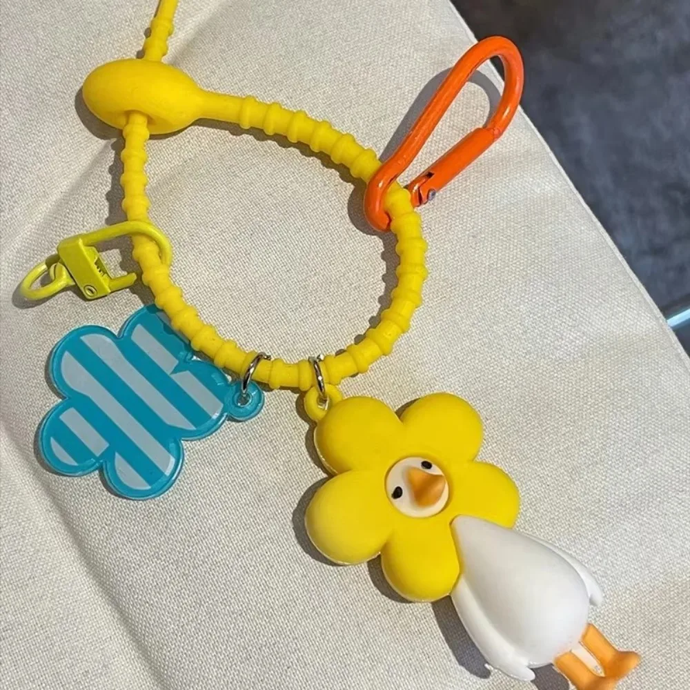Exquisite Silicone Yellow Duck Keychain Cartoon Flower Bag Pendant Handbag Ornament Small Gift Accessory
Exquisite Silicone Yellow Duck Keychain Cartoon Flower Bag Pendant Handbag Ornament Small Gift Accessory