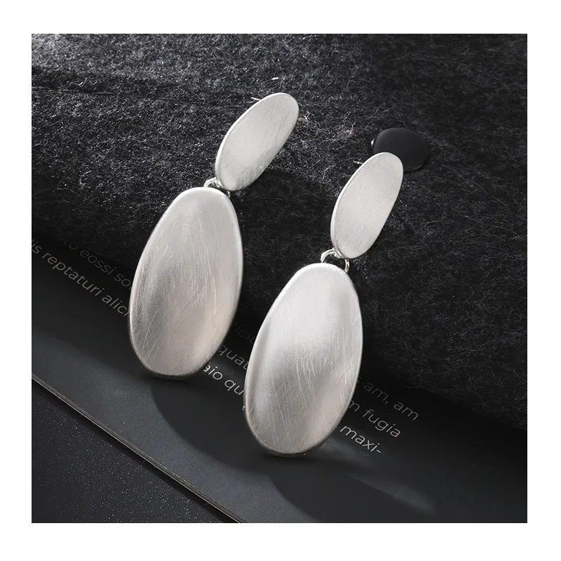 Special for New Earrings, Retro Trend Studs, Fashionable and Simple Personalized Women's Earrings, Cute
Special for New Earrings, Retro Trend Studs, Fashionable and Simple Personalized Women's Earrings, Cute