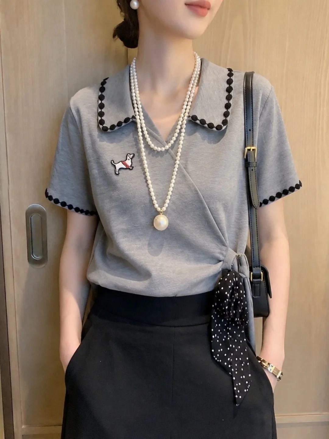 Korean Style Commute Short Sleeve T-Shirt Women's Fashion Color Block Design Sense Summer Versatile Unique Top Ladies' Silk B...
Korean Style Commute Short Sleeve T-Shirt Women's Fashion Color Block Design Sense Summer Versatile Unique Top Ladies' Silk B...