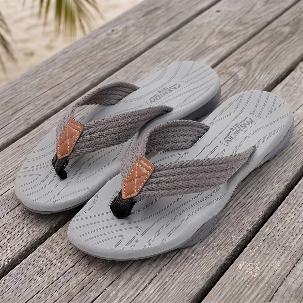 Men's flip flops summer beach flip flops men's fashionable breathable casual men's beach slippers summer outdoor
Men's flip flops summer beach flip flops men's fashionable breathable casual men's beach slippers summer outdoor