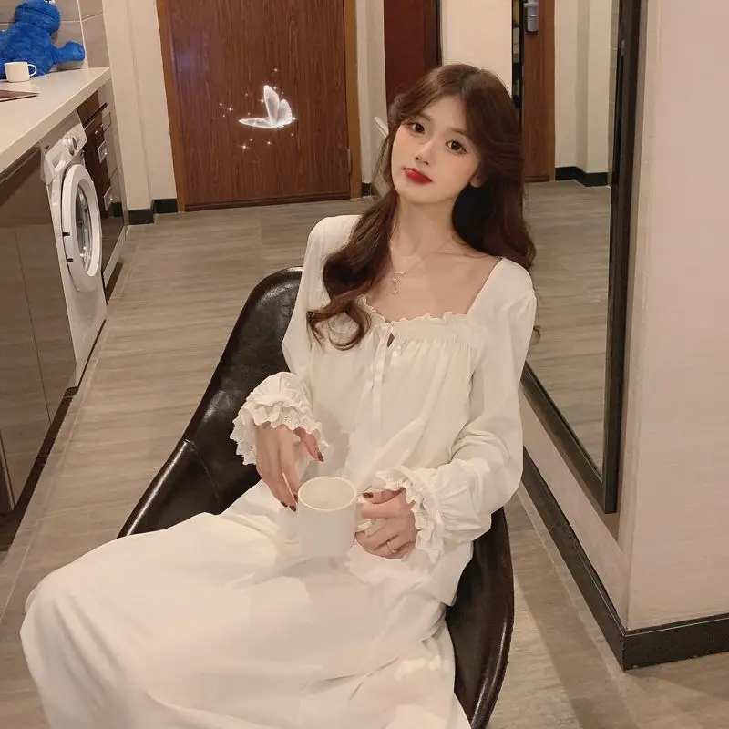 Korean style fashion nightgown pajamas women spring autumn winter 2023 palace style sweet long white long-sleeved home clothes
Korean style fashion nightgown pajamas women spring autumn winter 2023 palace style sweet long white long-sleeved home clothes