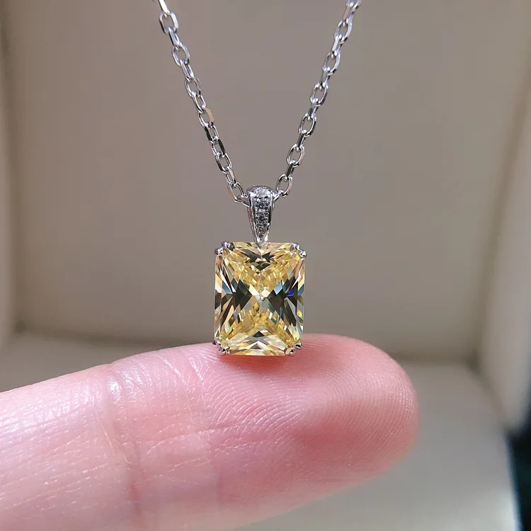 PT950 platinum necklace 3 carat yellow diamond pendant necklace fashionable simple necklace birthday gift for ladies
PT950 platinum necklace 3 carat yellow diamond pendant necklace fashionable simple necklace birthday gift for ladies