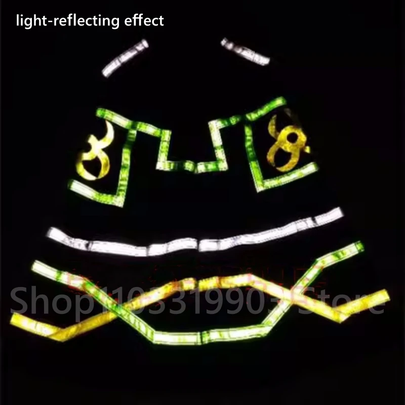 Shuffle Pants Ghost Step Luminous Pants Luminous Bell-bottoms Pants Reflective Street Cool Dance Trousers 2024 New Unisex
Shuffle Pants Ghost Step Luminous Pants Luminous Bell-bottoms Pants Reflective Street Cool Dance Trousers 2024 New Unisex
