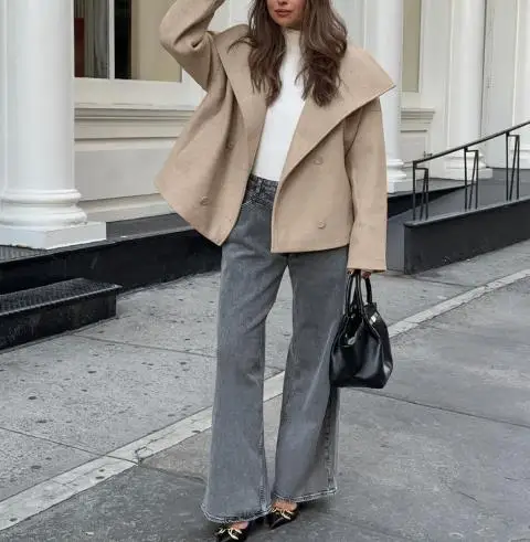 Elegant Autumn and Winter New Woolen Lapel Loose Casual Jacket 2025 Fashionable Temperament Coat Women's Clothing
Elegant Autumn and Winter New Woolen Lapel Loose Casual Jacket 2025 Fashionable Temperament Coat Women's Clothing