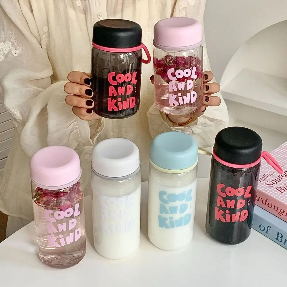 400/600ml Transparent Plastic Cup Transparent Leakproof Milk Water Bottles Lifting Rope Dustproof Drinking Water Bottle
400/600ml Transparent Plastic Cup Transparent Leakproof Milk Water Bottles Lifting Rope Dustproof Drinking Water Bottle