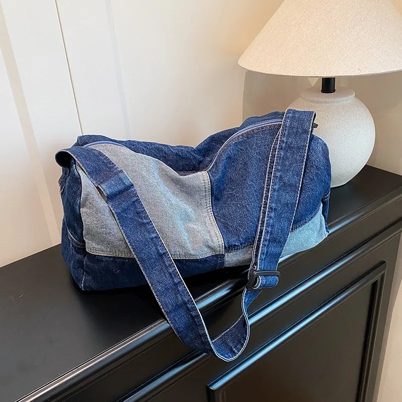 Denim Patchwork Sewing Shoulder Bags Large Capacity Thread 2025 Brand Bags for Women Versatile Fashion Women's Handbags
Denim Patchwork Sewing Shoulder Bags Large Capacity Thread 2025 Brand Bags for Women Versatile Fashion Women's Handbags