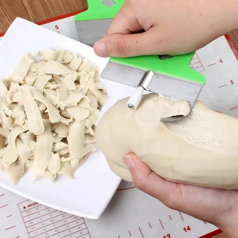 Hot 1Pc Noodles Dedicated Single-Sharp Stainless Steel Noodles Slitting Machine Flour Dough Slicing Knife Cutting Tool
Hot 1Pc Noodles Dedicated Single-Sharp Stainless Steel Noodles Slitting Machine Flour Dough Slicing Knife Cutting Tool