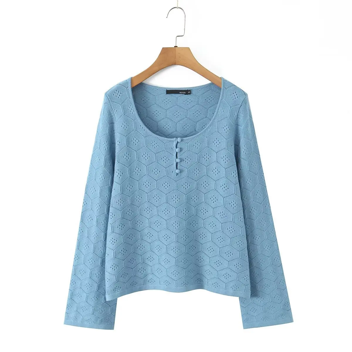 New Autumn Fashion Casual Long Sleeve O-neck Buttons Hollow Out Solid Color Slim Fi Knitting Sweater 
New Autumn Fashion Casual Long Sleeve O-neck Buttons Hollow Out Solid Color Slim Fi Knitting Sweater