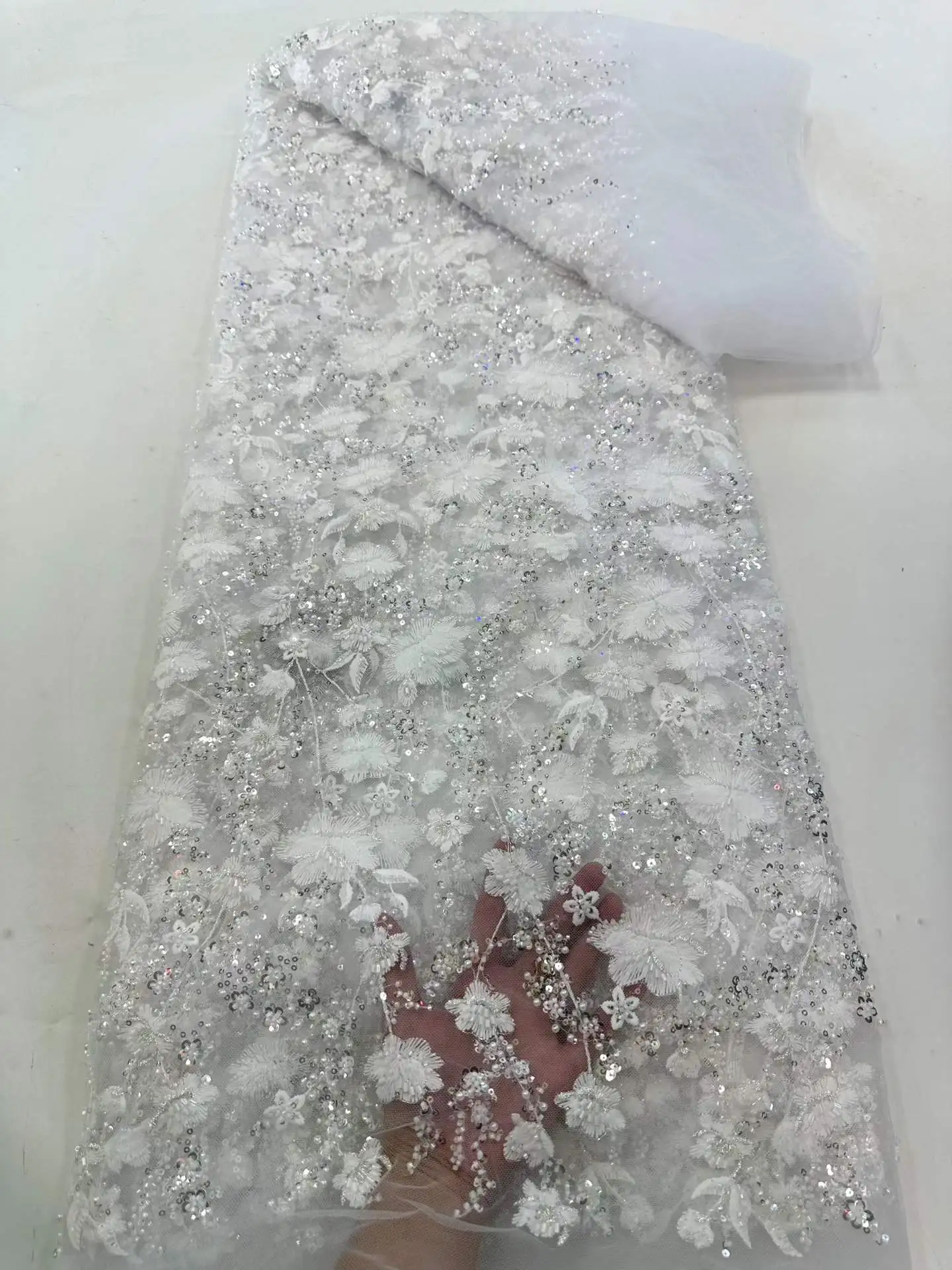 White African Lace Fabric 2026 French 3D Flower Sequins Embroidery Beads Tulle 5Yards High Quality For Bridal Party Dress Sewing
White African Lace Fabric 2026 French 3D Flower Sequins Embroidery Beads Tulle 5Yards High Quality For Bridal Party Dress Sewing