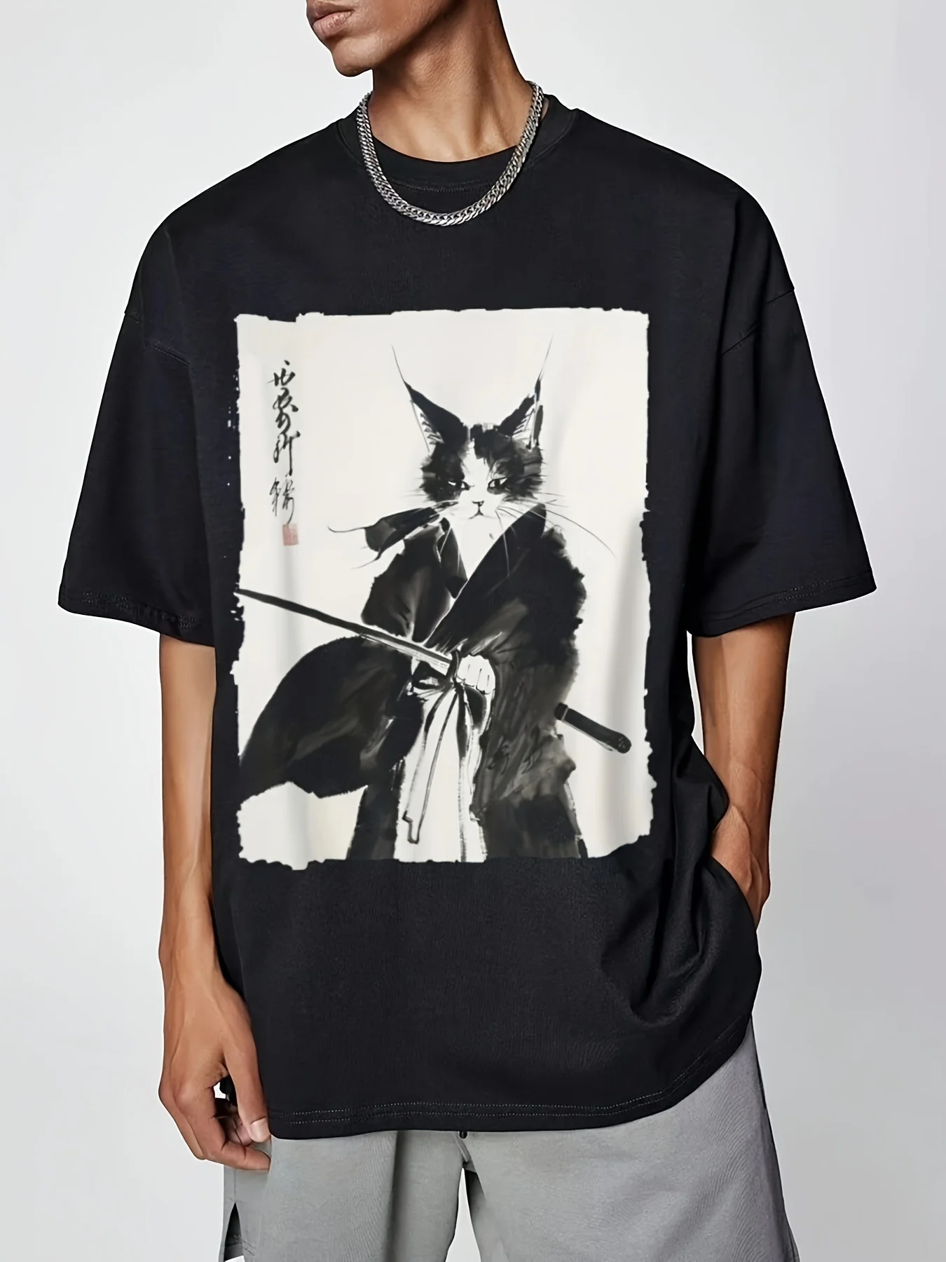 Men's casual and comfortable T-shirt, featuring a print of a black cat samurai - round neck, short sleeves, made of polyester
Men's casual and comfortable T-shirt, featuring a print of a black cat samurai - round neck, short sleeves, made of polyester