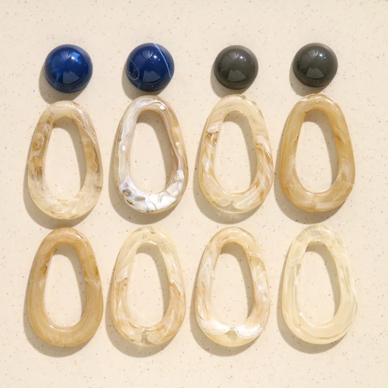 Super Fairy French Retro Gradient Contrast Hollow Loop Resin Charms Irregular DIY EarringsPendants Jewelry Accessories for Women
Super Fairy French Retro Gradient Contrast Hollow Loop Resin Charms Irregular DIY EarringsPendants Jewelry Accessories for Women