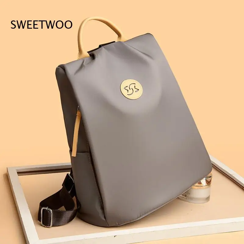 Women's Minimalist-Style Waterproof-Nylon Anti-Theft Dual-Use Commute Backpack
Women's Minimalist-Style Waterproof-Nylon Anti-Theft Dual-Use Commute Backpack