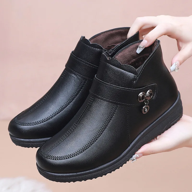 Warm Fleece Lined Flat Bottom Women's Leather Shoes Anti-Slip Soft Sole Casual Cotton Shoes for Elderly And Mothers in Winter
Warm Fleece Lined Flat Bottom Women's Leather Shoes Anti-Slip Soft Sole Casual Cotton Shoes for Elderly And Mothers in Winter