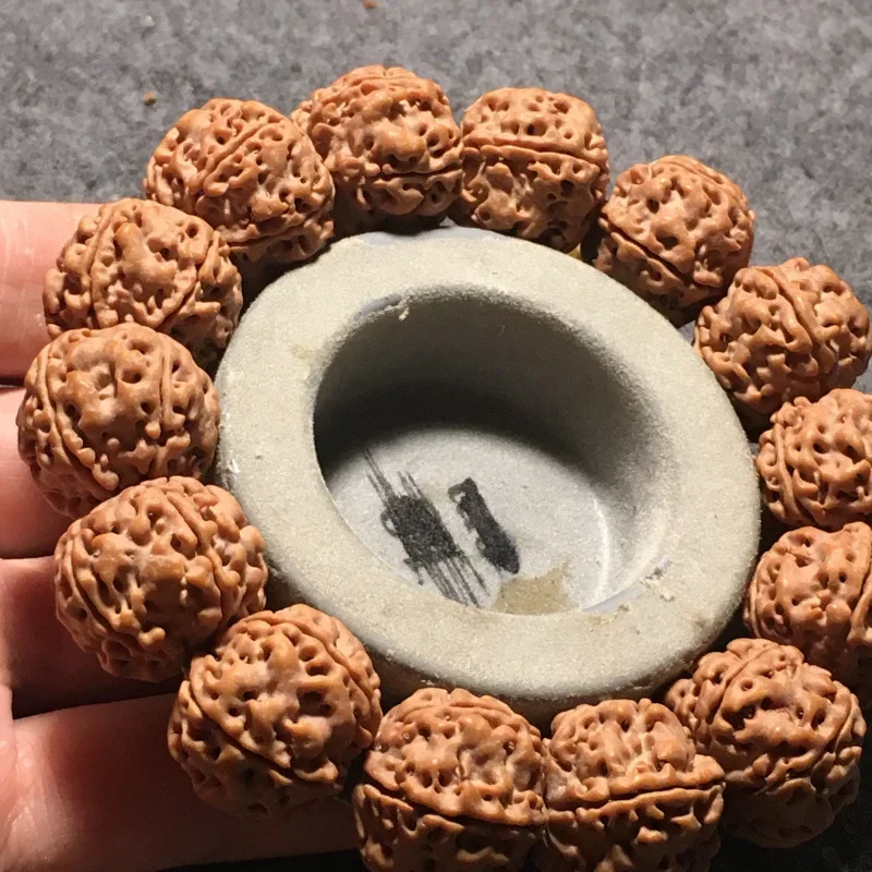 Burst Meat 5 Flap Six Flap Nepal Donkey Kong Bodhi Handstring Male Original Seed Bodhi Seed Buddha Bear Bracelet
Burst Meat 5 Flap Six Flap Nepal Donkey Kong Bodhi Handstring Male Original Seed Bodhi Seed Buddha Bear Bracelet