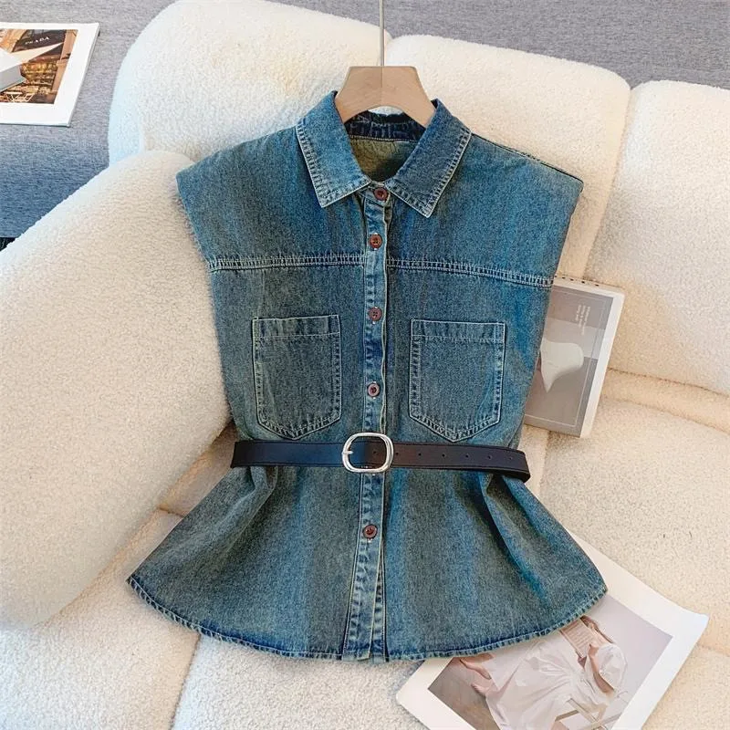 Loose Korean Style Denim Jacket Women's Casual Sleeveless Workwear Student Vests 2025 Spring Summer Trend Outerwear
Loose Korean Style Denim Jacket Women's Casual Sleeveless Workwear Student Vests 2025 Spring Summer Trend Outerwear
