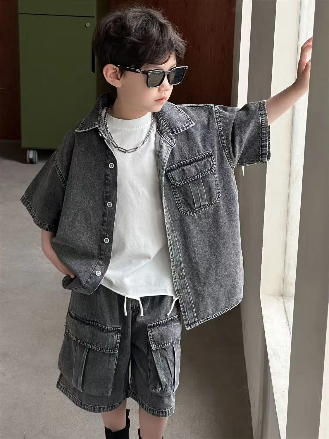Children's Clothing Sets Summer New Boys Fashion Jacquard Shorts + Patch Pockets Short-sleeved Casual Two-piece Set Kids Outfits
Children's Clothing Sets Summer New Boys Fashion Jacquard Shorts + Patch Pockets Short-sleeved Casual Two-piece Set Kids Outfits