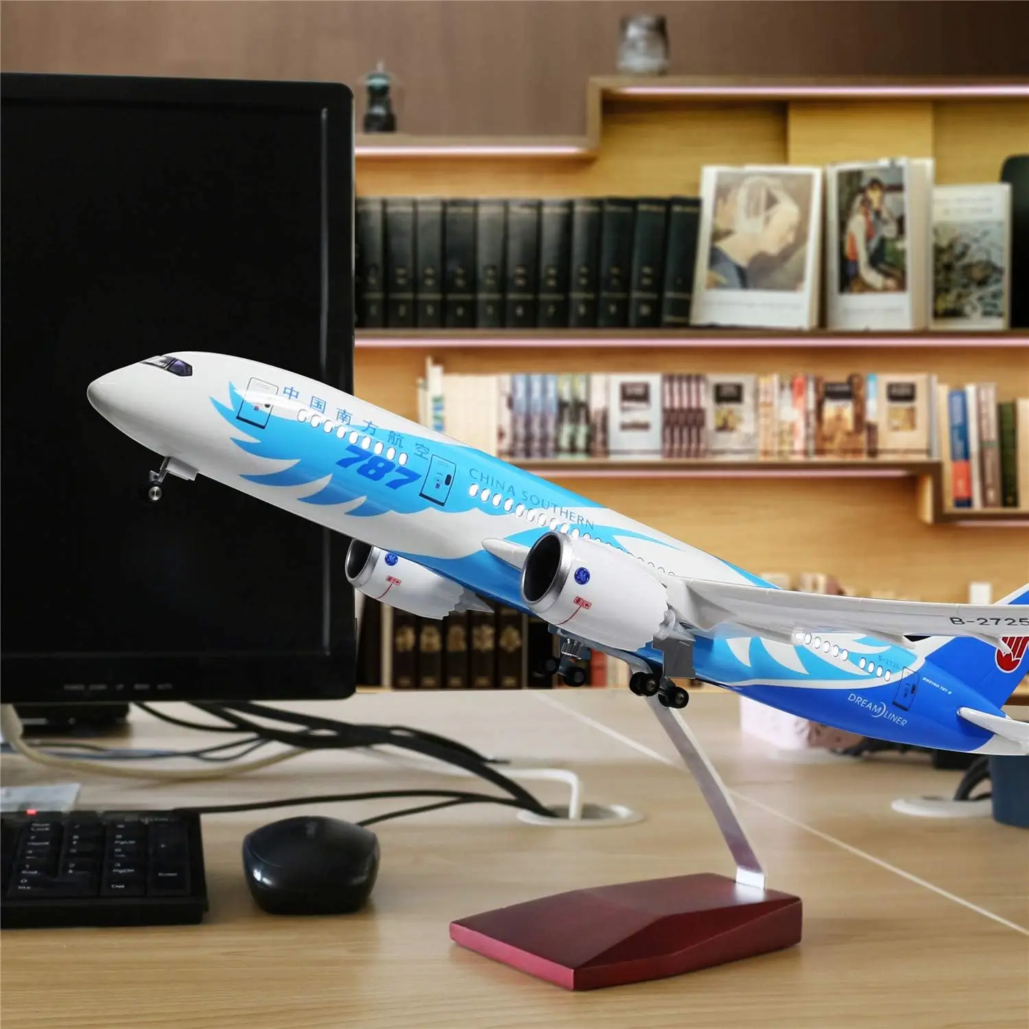1:130 Airplane Model South China B787 Model Plane with LED Light(Touch or Sound Control) for Decoration or Gift
1:130 Airplane Model South China B787 Model Plane with LED Light(Touch or Sound Control) for Decoration or Gift