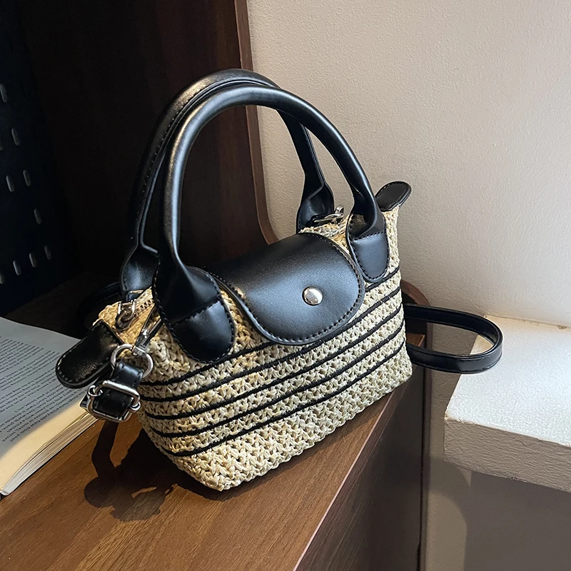 Summer Beach Clutch Bag Striped Color Small Crochet Handbag Knitting Dumpling Purse Handmade Woven Hollow Colorblock Evening Bag
Summer Beach Clutch Bag Striped Color Small Crochet Handbag Knitting Dumpling Purse Handmade Woven Hollow Colorblock Evening Bag