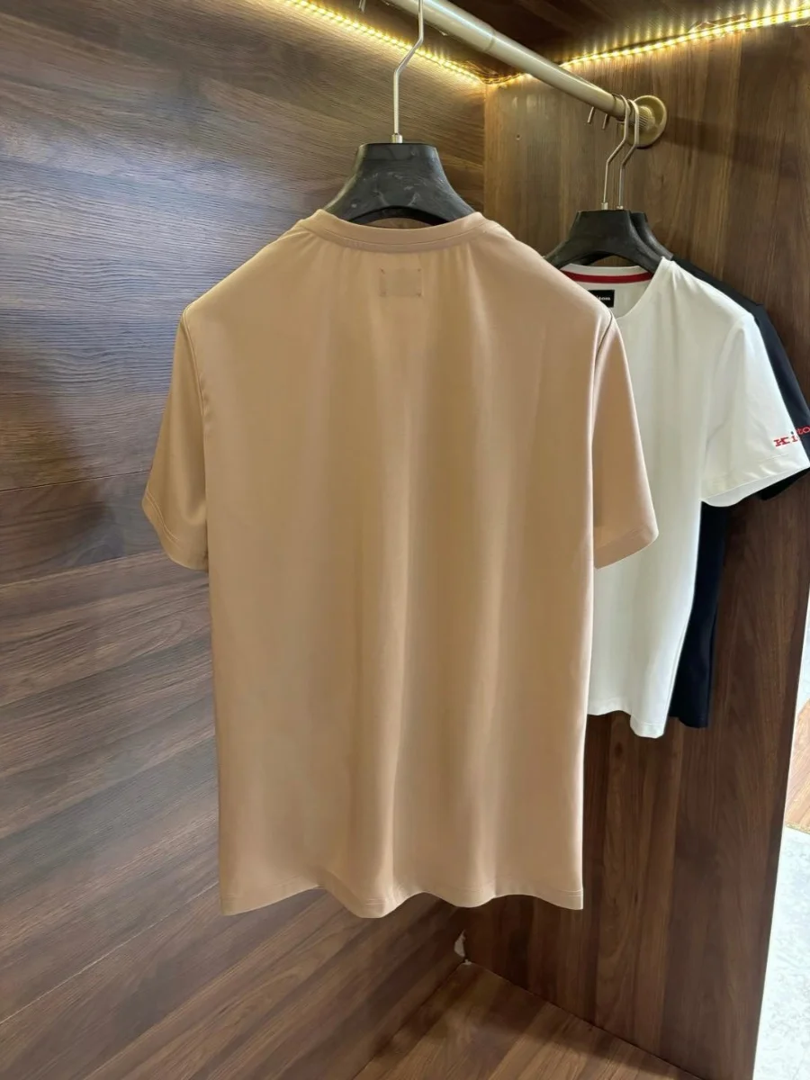 Kiton Summer Edition Mat Faion Busin Повседневная мужская круглая футболка Ne ort Sve Pure Color с вышитыми буквами
Kiton Summer Edition Mat Faion Busin Повседневная мужская круглая футболка Ne ort Sve Pure Color с вышитыми буквами