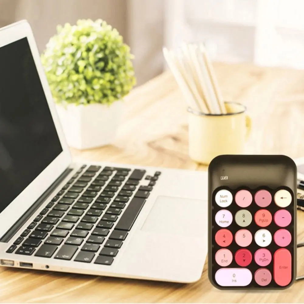 High Quality Colorful Wireless Numeric Keypad Silent Rechargeable Digital Keyboard External Keyboard Office
High Quality Colorful Wireless Numeric Keypad Silent Rechargeable Digital Keyboard External Keyboard Office