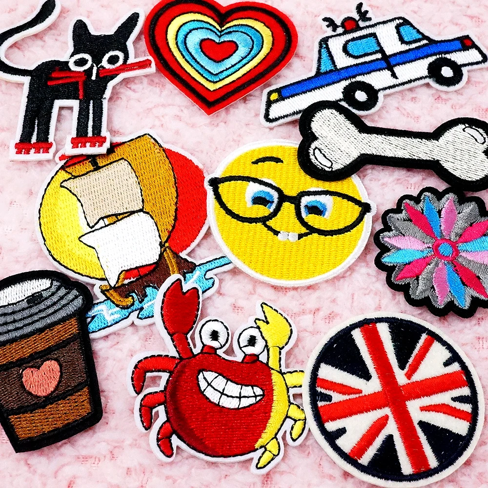 10Pcs/Lot Crab Bones Embroidered Patches for Clothing Applique Clothes Accessories Apparel Supplies Iron on Patch Decoration 
10Pcs/Lot Crab Bones Embroidered Patches for Clothing Applique Clothes Accessories Apparel Supplies Iron on Patch Decoration