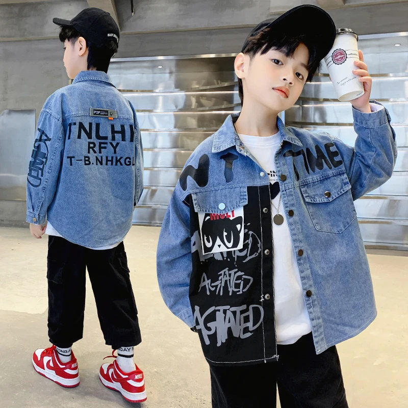 Stylish Kids Boys Distressed Denim Shirt Long Sleeve Vintage Washed Jean Top with Pocket Trendy Children's Casual Wear Age 5-14Y
Stylish Kids Boys Distressed Denim Shirt Long Sleeve Vintage Washed Jean Top with Pocket Trendy Children's Casual Wear Age 5-14Y