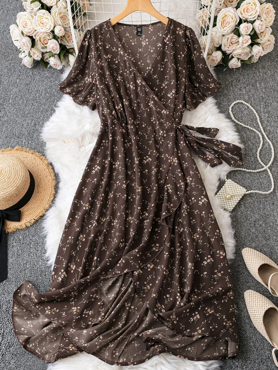 Boho Ditsy Floral Print Butterfly Sleeve Belted Maxi Dress For Women
Boho Ditsy Floral Print Butterfly Sleeve Belted Maxi Dress For Women
