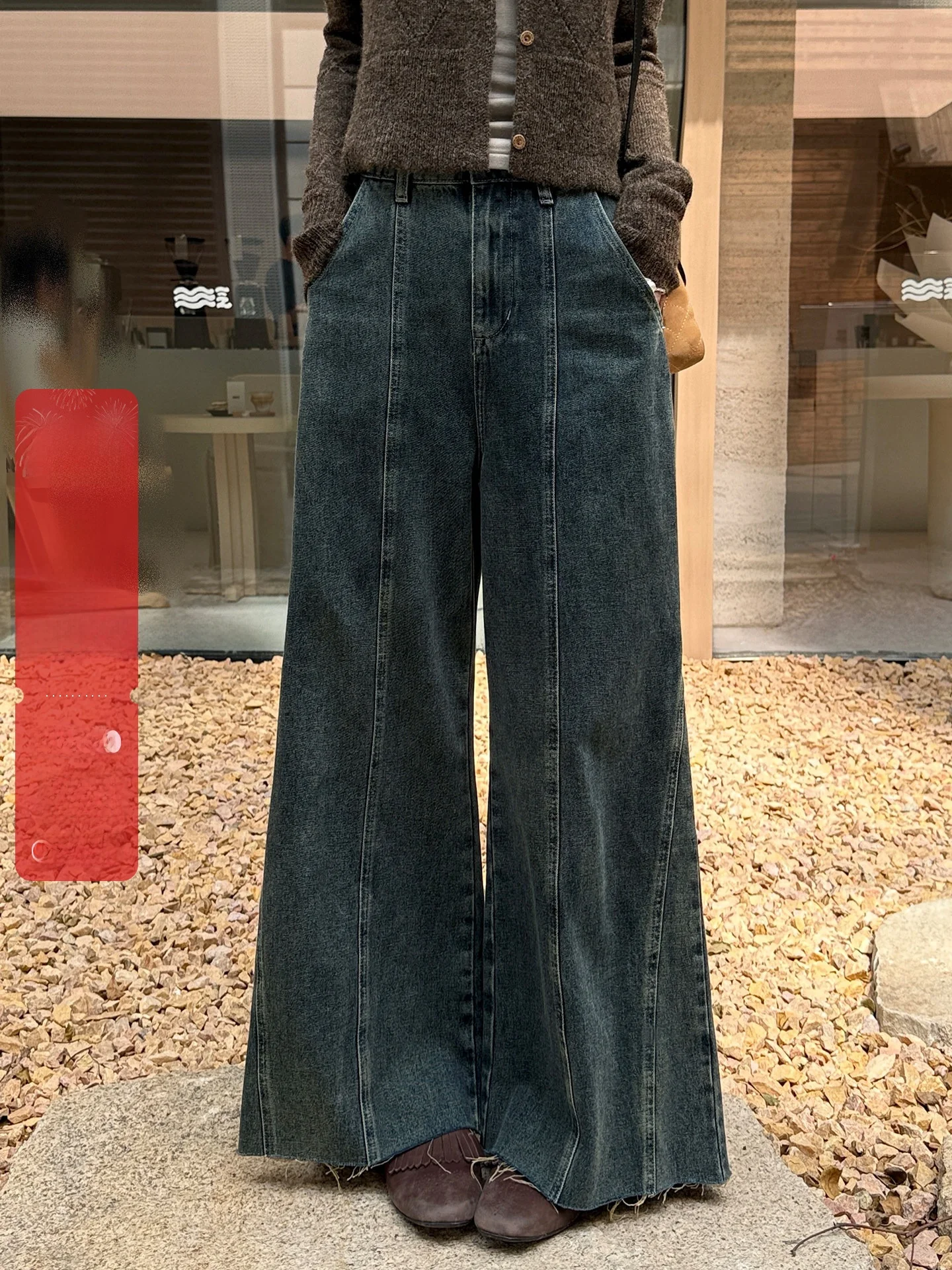 Retro Washed Denim Wide Leg Pants Loose Fit Autumn Winter Design Casual High Waist Cotton Jeans Ladies Loose Comfortable Trou...
Retro Washed Denim Wide Leg Pants Loose Fit Autumn Winter Design Casual High Waist Cotton Jeans Ladies Loose Comfortable Trou...