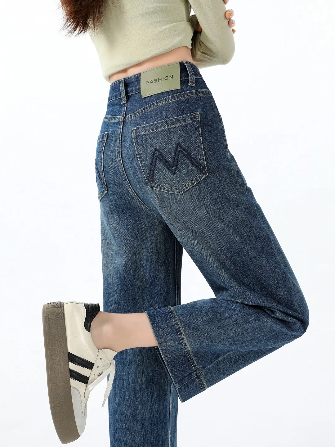 plus Size Retro Elastic High Waist Embroidered Jeans Women's Spring Slimming Straight Leg Nine Patchwork Pants
plus Size Retro Elastic High Waist Embroidered Jeans Women's Spring Slimming Straight Leg Nine Patchwork Pants
