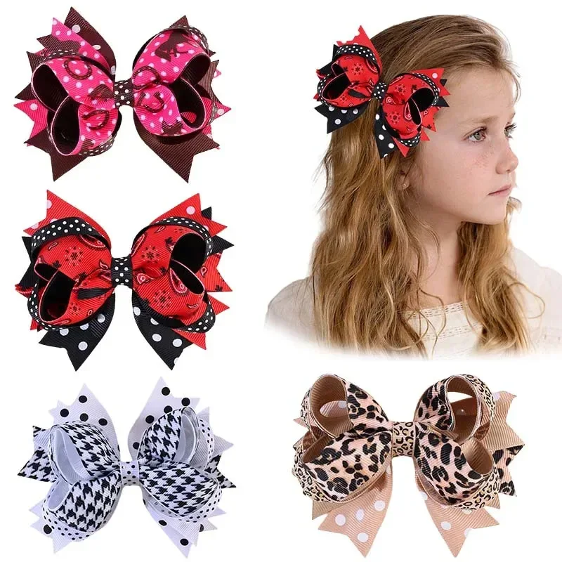 24 шт., рождественские ленты с леопардовым принтом для маленьких девочек, банты для волос, заколки для волос, заколки и заколки, рождественские аксессуары для волос для детей, оптом
24 шт., рождественские ленты с леопардовым принтом для маленьких девочек, банты для волос, заколки для волос, заколки и заколки, рождественские аксессуары для волос для детей, оптом