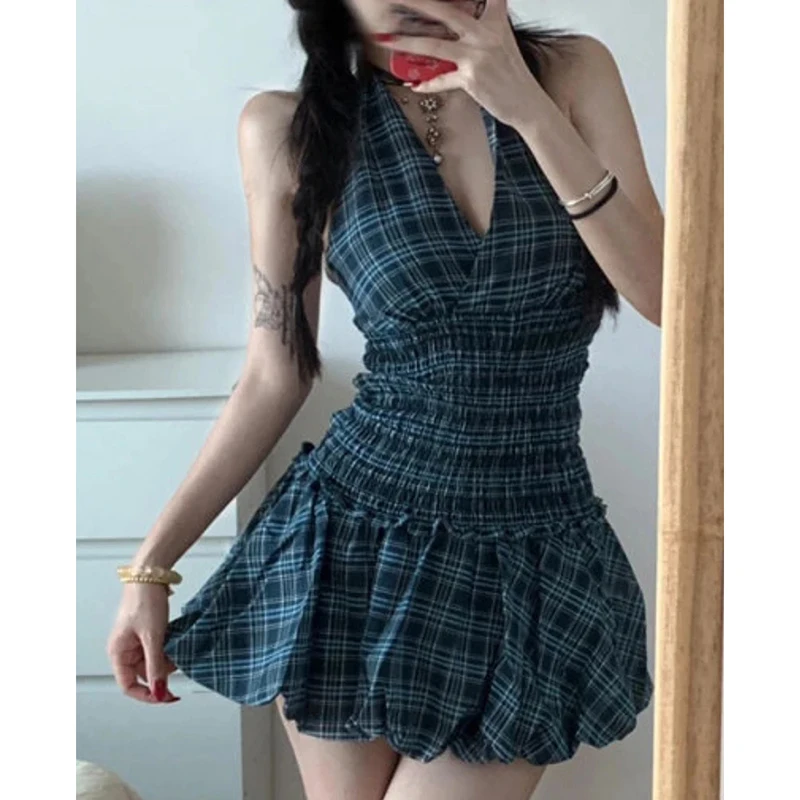 American Sweet Spicy Style Two Piece Set Sexy Halterneck Tops + High Waist Bud Skirt Suit Summer Retro Plaid New Sets Women
American Sweet Spicy Style Two Piece Set Sexy Halterneck Tops + High Waist Bud Skirt Suit Summer Retro Plaid New Sets Women