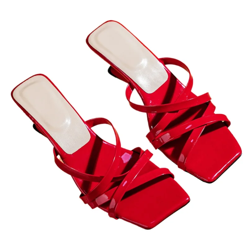 2026 Fashion Summer Luxury Women Strange Slippers Fashion Clip Slides Ladies Beach Dress Flip Flop Claquette Chinelo Feminino
2026 Fashion Summer Luxury Women Strange Slippers Fashion Clip Slides Ladies Beach Dress Flip Flop Claquette Chinelo Feminino