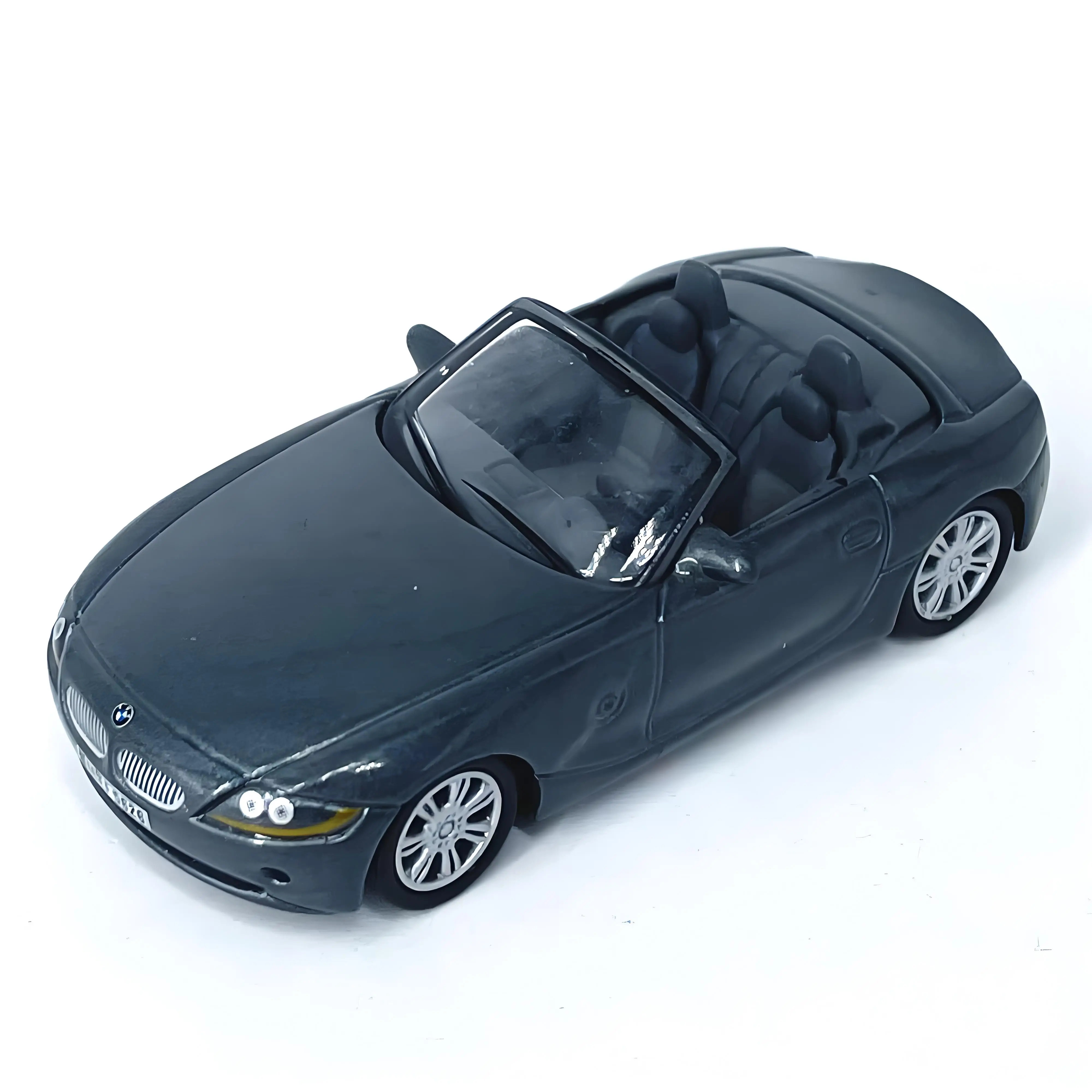 1:64 A4 Z4 SL500, легкосплавный автомобиль, литье под давлением и игрушечный транспорт, модель автомобиля, миниатюрная масштабная модель автомобиля для детей
1:64 A4 Z4 SL500, легкосплавный автомобиль, литье под давлением и игрушечный транспорт, модель автомобиля, миниатюрная масштабная модель автомобиля для детей