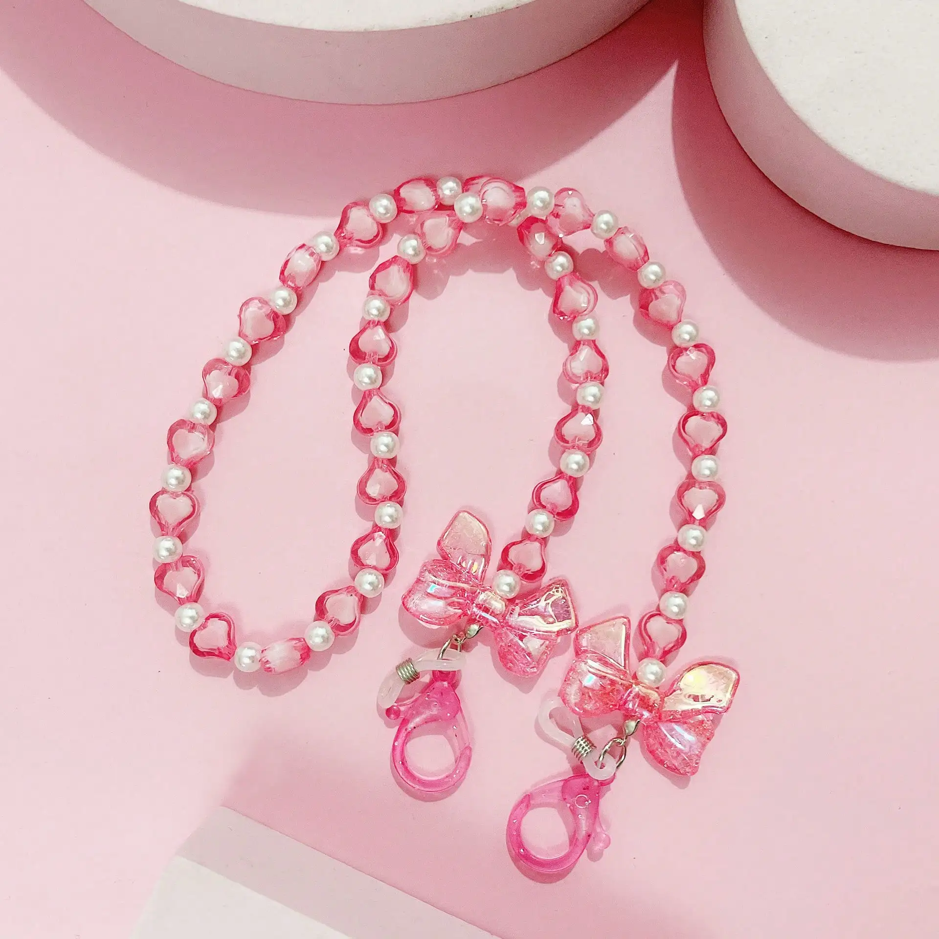 Short Cute Pink Bow Eyeglass Chain For Women, Beaded Eyeglass Strap, Anti-Slip Neck Strap, Children's Heart-Shaped Pearl Eyeglass Chain And Mask Chain
Short Cute Pink Bow Eyeglass Chain For Women, Beaded Eyeglass Strap, Anti-Slip Neck Strap, Children's Heart-Shaped Pearl Eyeglass Chain And Mask Chain