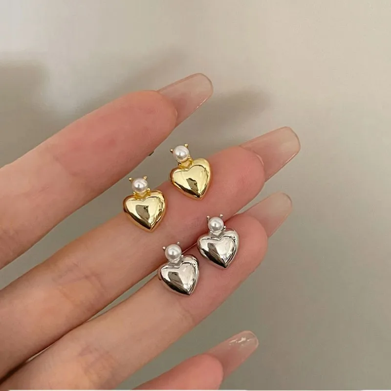 QMCOCO Fashion Exquisite Pearl LOVE Heart Earrings For Women Jewelry Temperament Elegant Wedding Betrothal Party Gift
QMCOCO Fashion Exquisite Pearl LOVE Heart Earrings For Women Jewelry Temperament Elegant Wedding Betrothal Party Gift