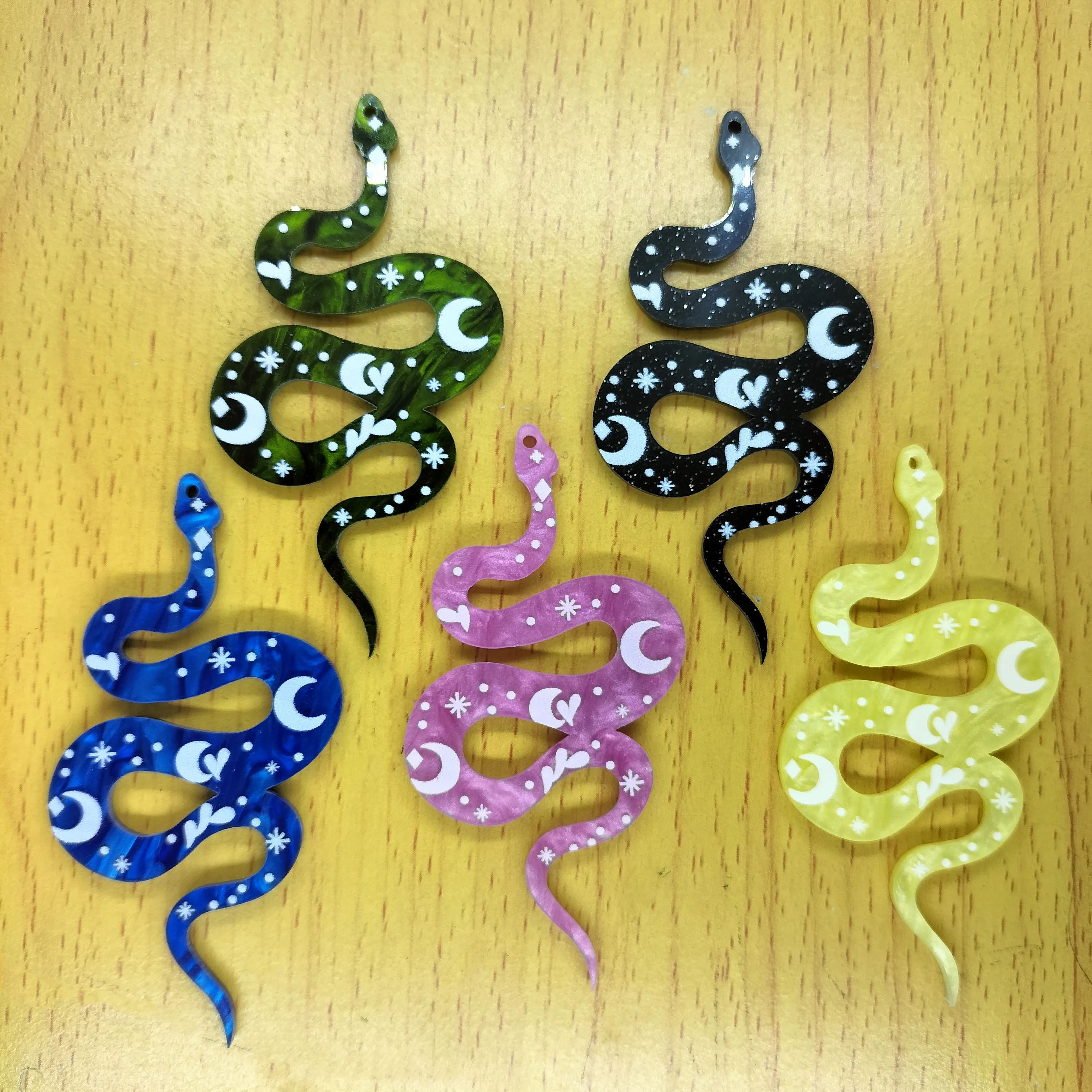 10Pcs Cartoon Snake Charm Acrylic Animal Charms Pendants DIY Necklace Earring Keychain Diy Jewelry Making Craft Accessories
10Pcs Cartoon Snake Charm Acrylic Animal Charms Pendants DIY Necklace Earring Keychain Diy Jewelry Making Craft Accessories