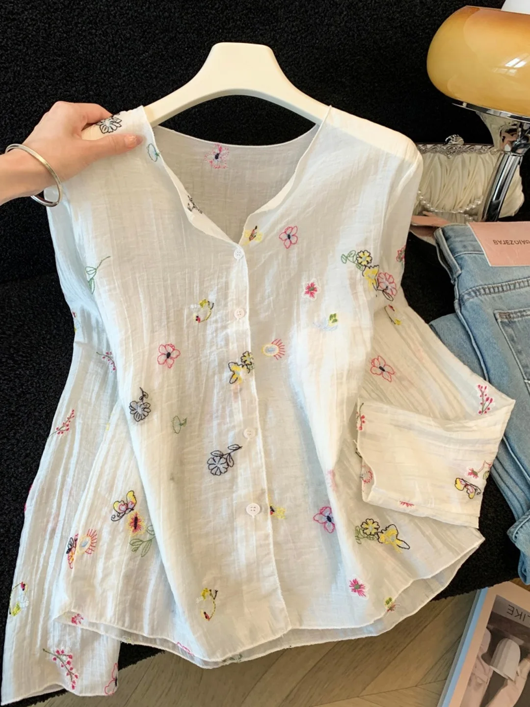 Summer New Style Women's Long Sleeve Sun Protection Shirt Embroidered Floral Gentle Wind Design Slimming Anti-Aging Trendy Top
Summer New Style Women's Long Sleeve Sun Protection Shirt Embroidered Floral Gentle Wind Design Slimming Anti-Aging Trendy Top