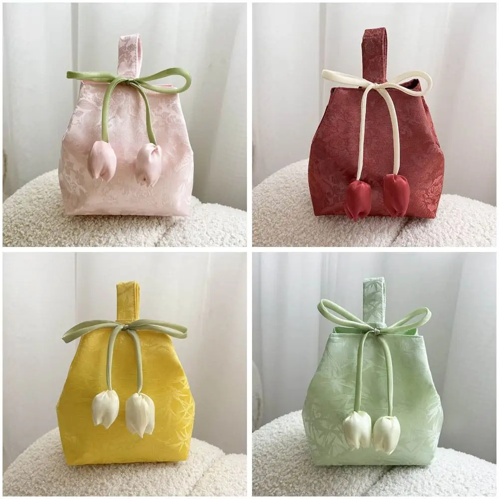 Vintage Retro With Flowers Wrist Bags Washable Handheld Small Bucket Bags Elegant Small Storage Pouch For Girl Lady Women Female
Vintage Retro With Flowers Wrist Bags Washable Handheld Small Bucket Bags Elegant Small Storage Pouch For Girl Lady Women Female