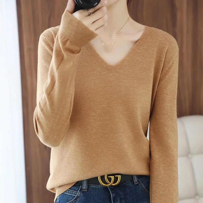 Свободный женский свитер с V-образным вырезом и длинными рукавами, базовая модель больших размеров, шерстяной трикотаж, осень-зима, новинка
Свободный женский свитер с V-образным вырезом и длинными рукавами, базовая модель больших размеров, шерстяной трикотаж, осень-зима, новинка