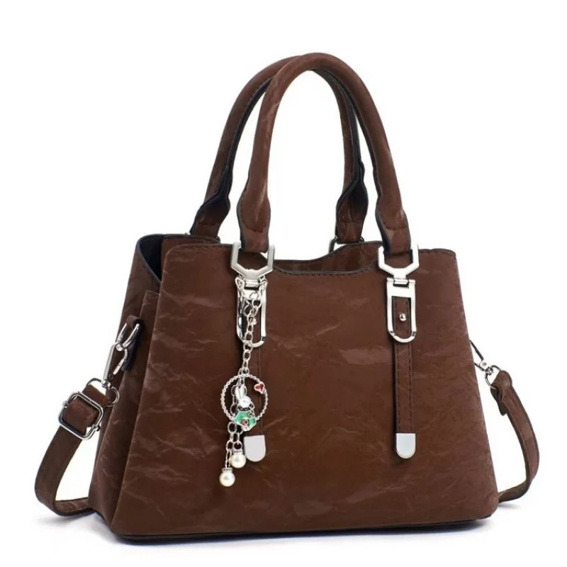 Винтажная женская сумка в оправе с металлическим каркасом и высококачественным кожаным корпусом
Винтажная женская сумка в оправе с металлическим каркасом и высококачественным кожаным корпусом