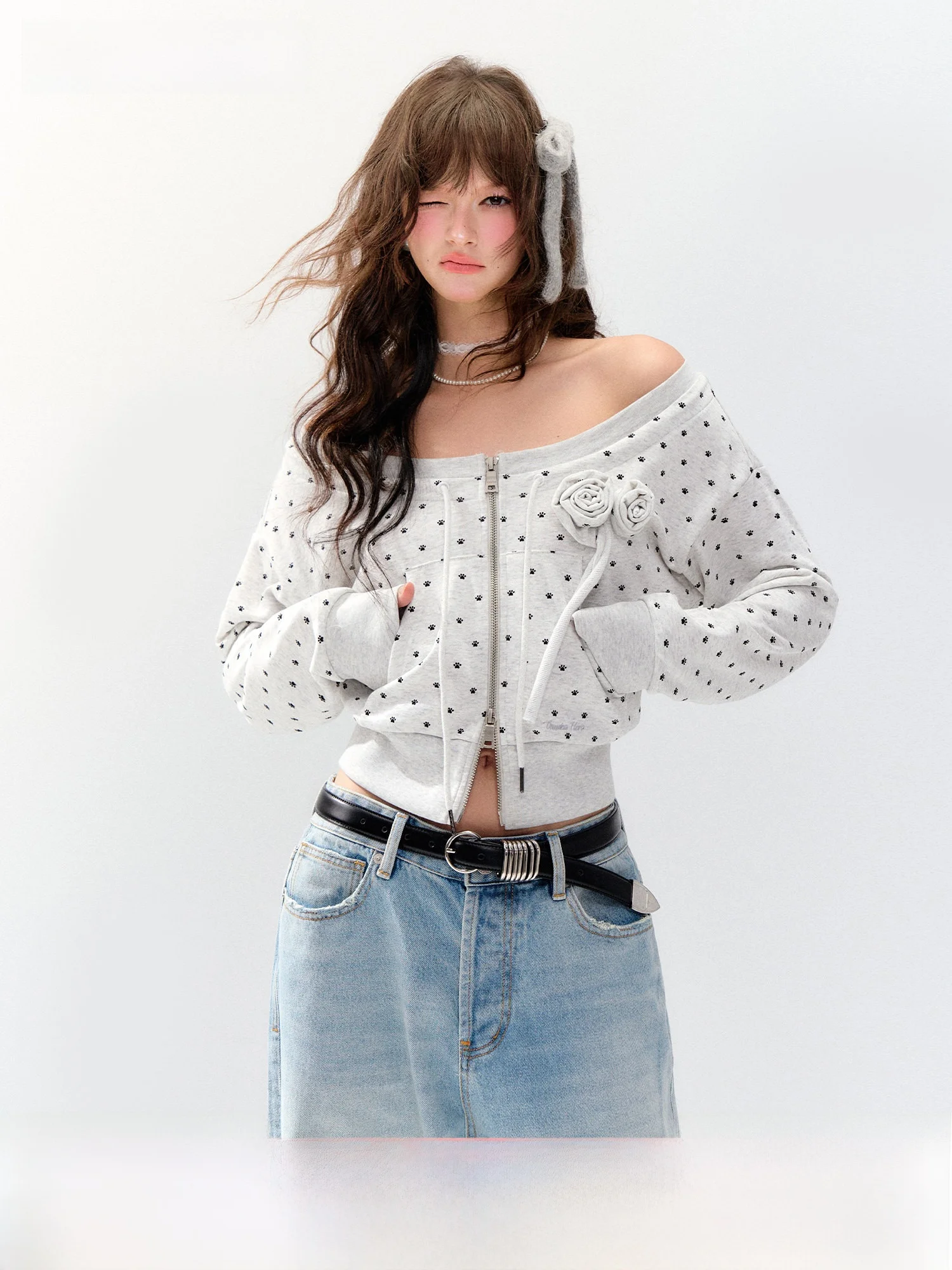 Guukahero Women's Short Sleeveless Jacket with Rose Decoration And One-Shoulder Design Cotton Polyester Blend Long Sleeve Swe...
Guukahero Women's Short Sleeveless Jacket with Rose Decoration And One-Shoulder Design Cotton Polyester Blend Long Sleeve Swe...