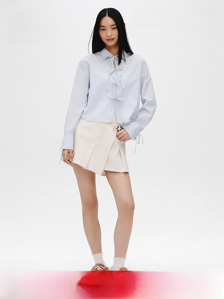 H&M Women's Shirt Summer 2026 Outdoor Travel Front Bow Tie Cotton Gauze Long Sleeve Casual Style Matching Belt Included
H&M Women's Shirt Summer 2026 Outdoor Travel Front Bow Tie Cotton Gauze Long Sleeve Casual Style Matching Belt Included