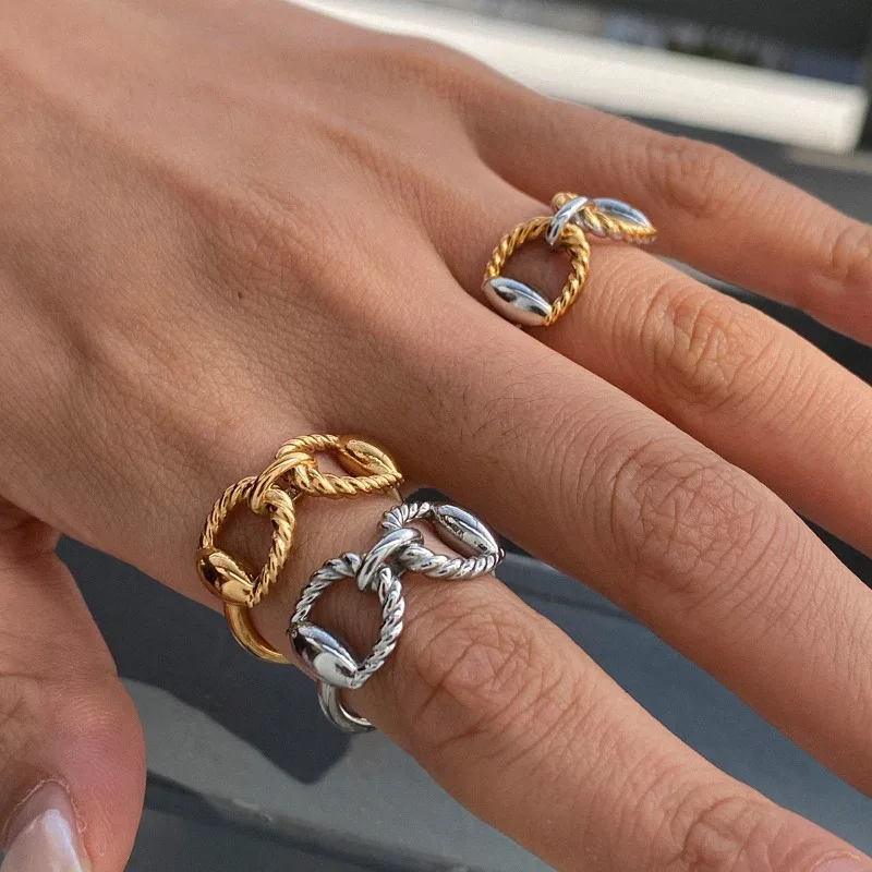 Minar Hip Hop Rock Contrasted Hollow Link Chain Cocktail Rings for Women Man Unisex Titanium Steel 18K Gold Silver PVD Plated
Minar Hip Hop Rock Contrasted Hollow Link Chain Cocktail Rings for Women Man Unisex Titanium Steel 18K Gold Silver PVD Plated